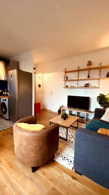 Appartement 2 Pieces A Quelques Minutes De Paris Le Pré-Saint-Gervais Extérieur photo